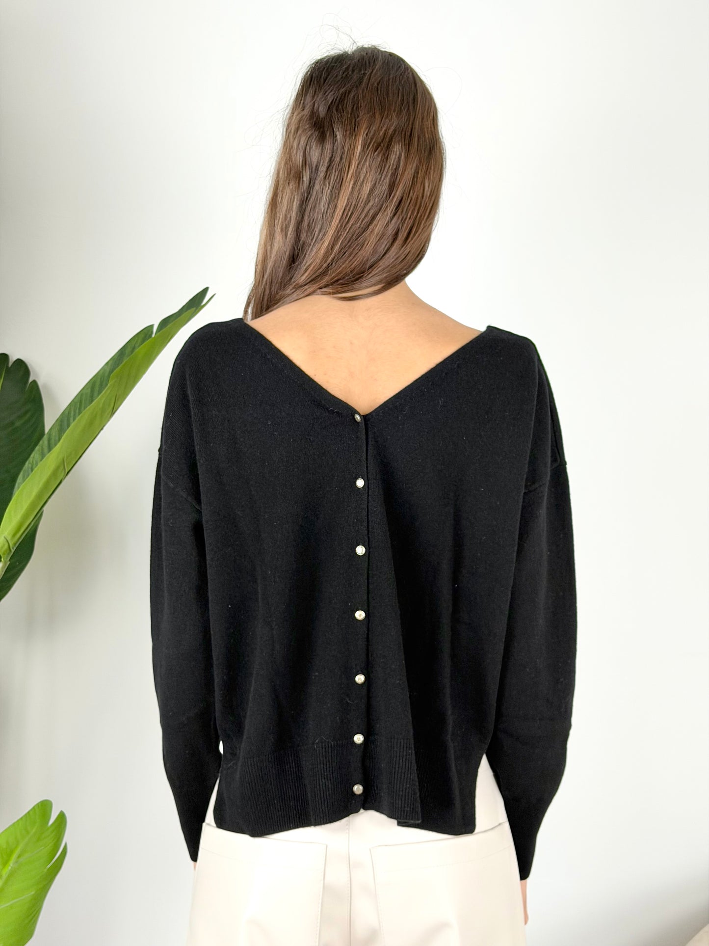 TENSIONE IN - MAGLIA SCOLLO A V BOTTONI