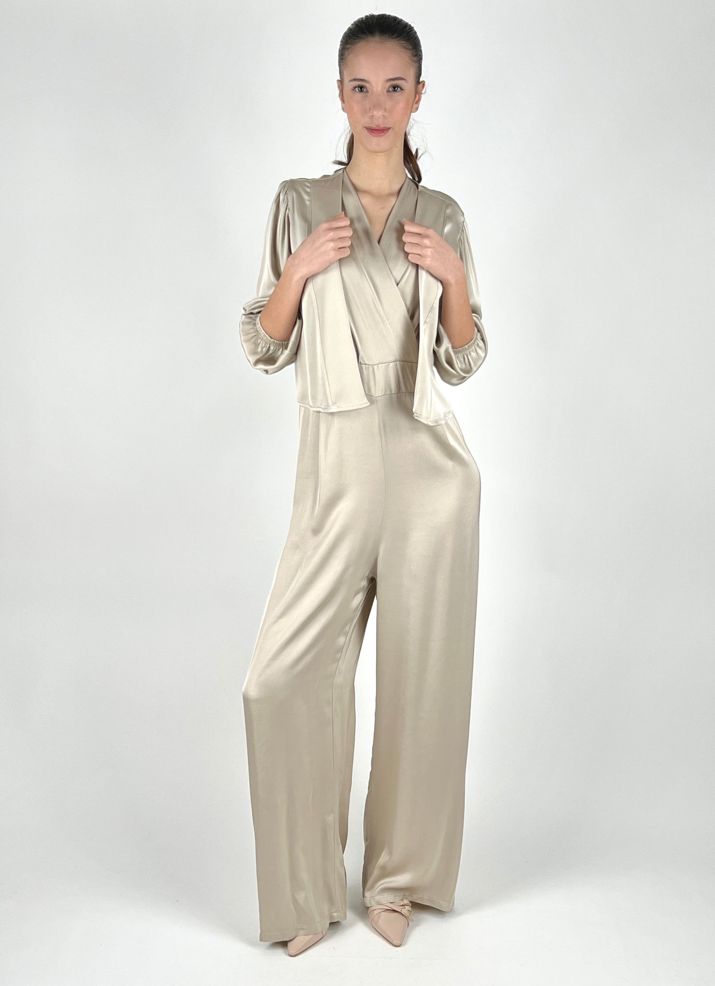 DEVA - COPRISPALLE IN SATIN