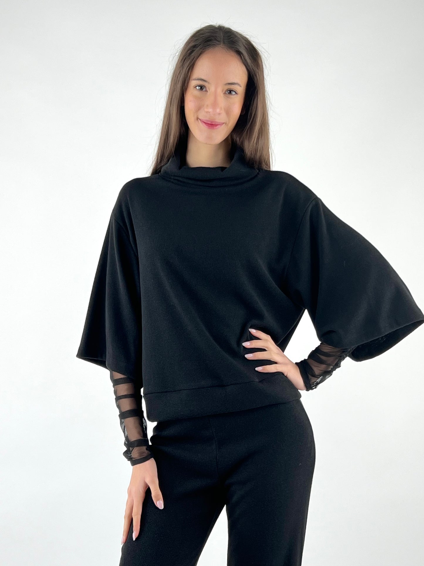 MOTEL - TUTA MANICHE TULLE