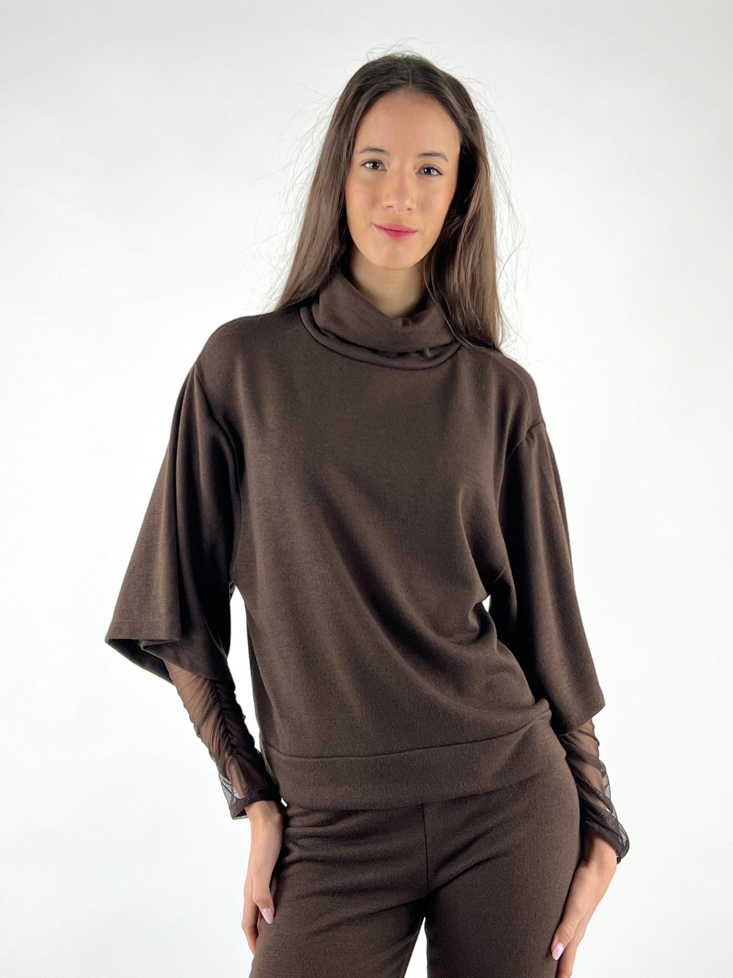 MOTEL - TUTA MANICHE TULLE