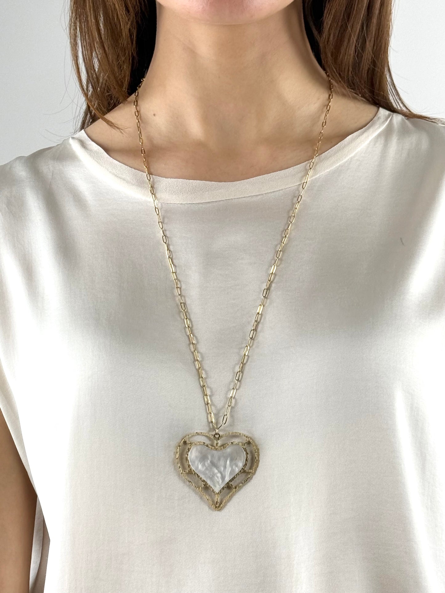 DEVA COUTURE PARIS - COLLANA CUORE MADREPERLA