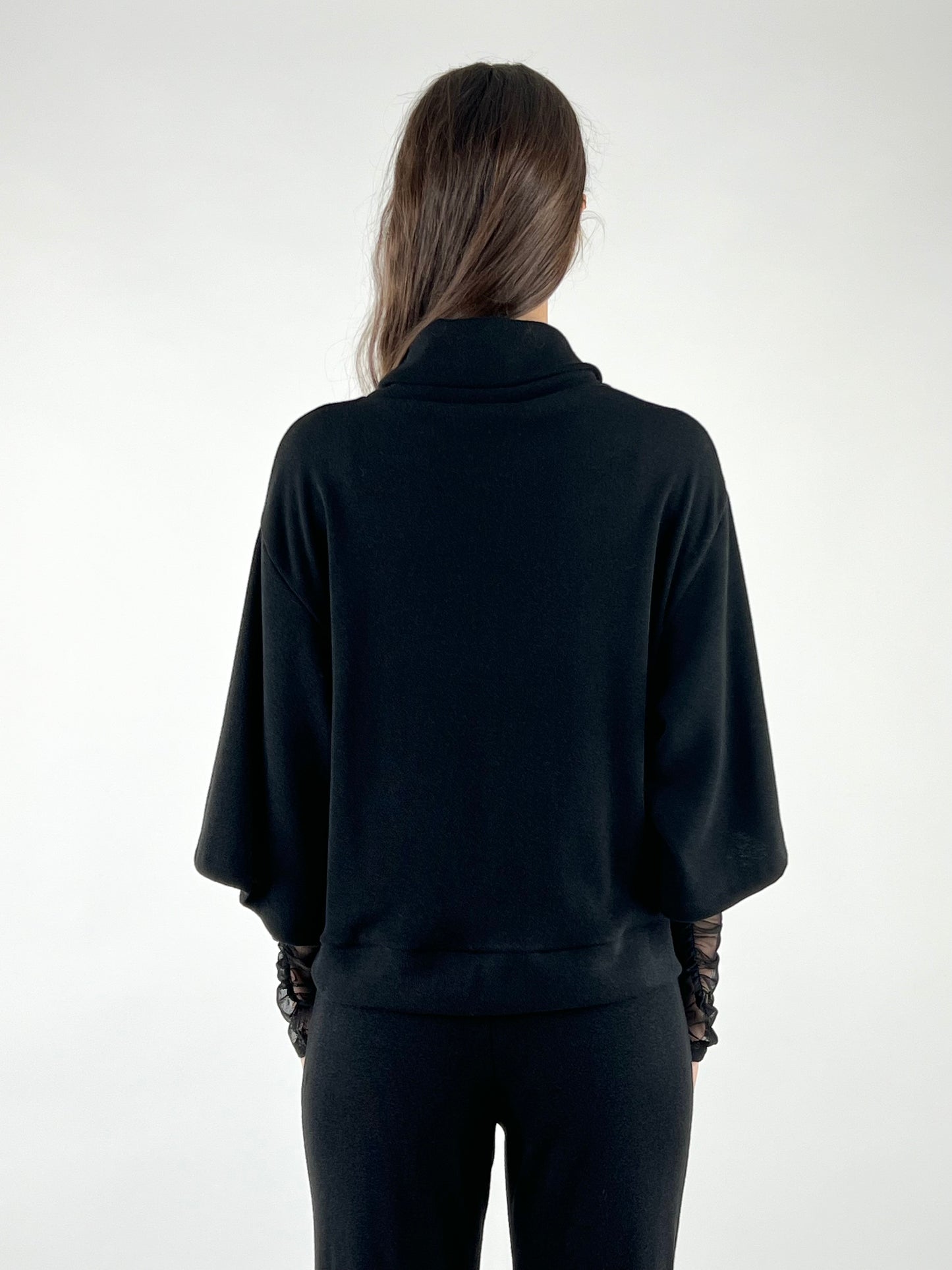 MOTEL - TUTA MANICHE TULLE