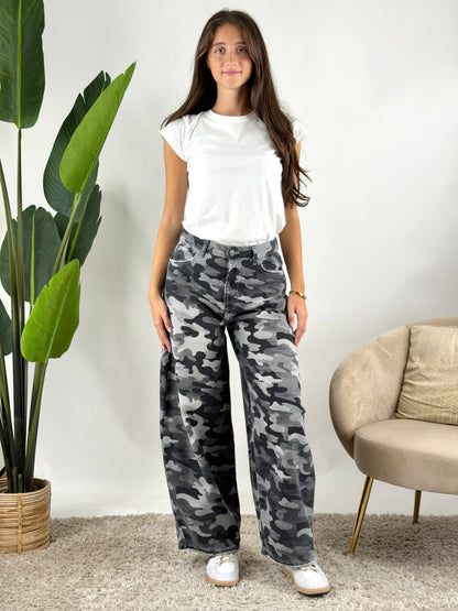 TENSIONE IN - PANTALONE CAMOUFLAGE LOOSE