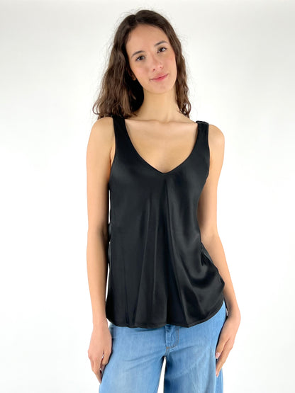 DEVA - TOP IN SATIN