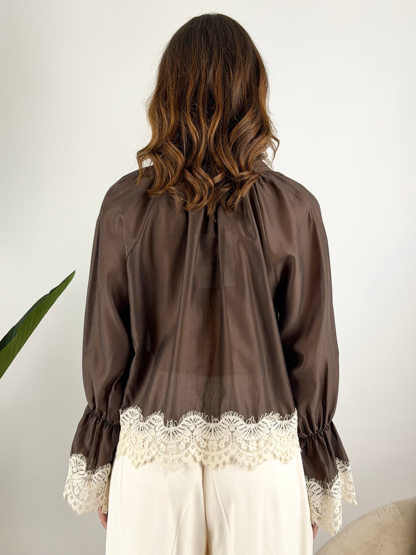 SUSY MIX - BLUSA CON PIZZO
