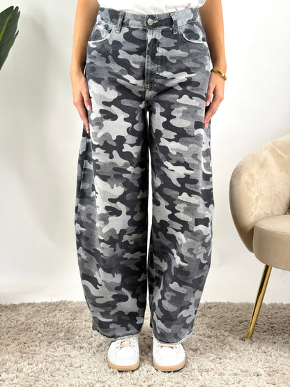 TENSIONE IN - PANTALONE CAMOUFLAGE LOOSE
