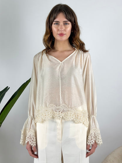 SUSY MIX - BLUSA CON PIZZO