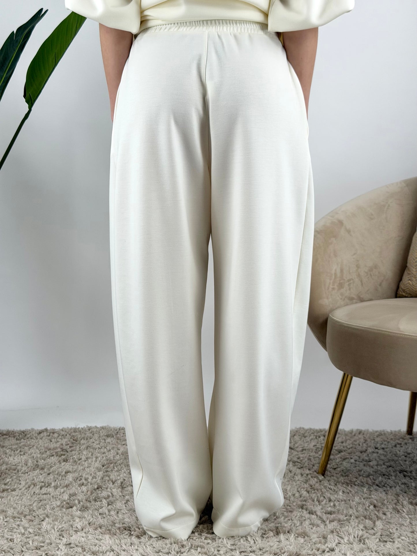 DEVA - TUTA CROP