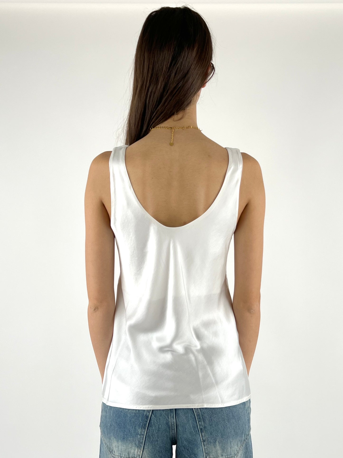 DEVA - TOP IN SATIN