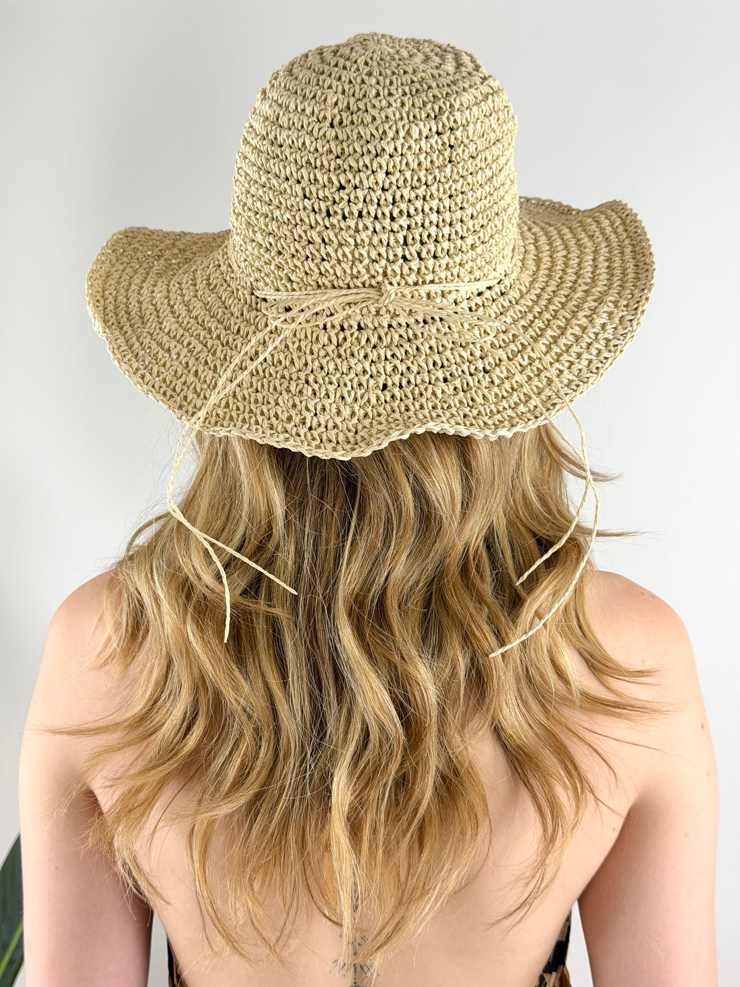 DEVA - CAPPELLO RAFIA CROCHET