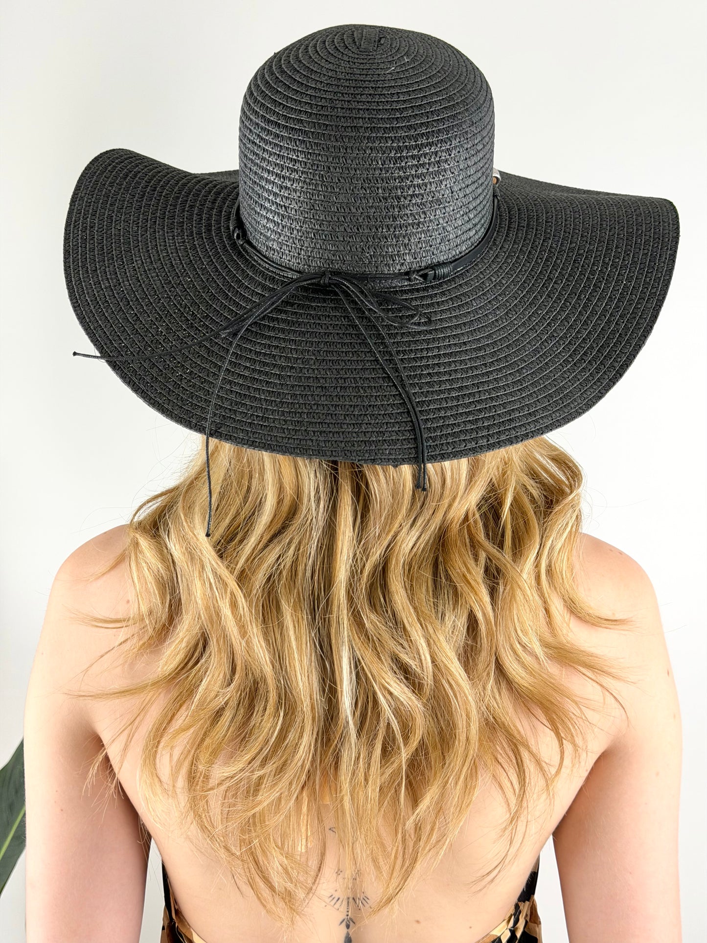 DEVA - CAPPELLO PERLINE