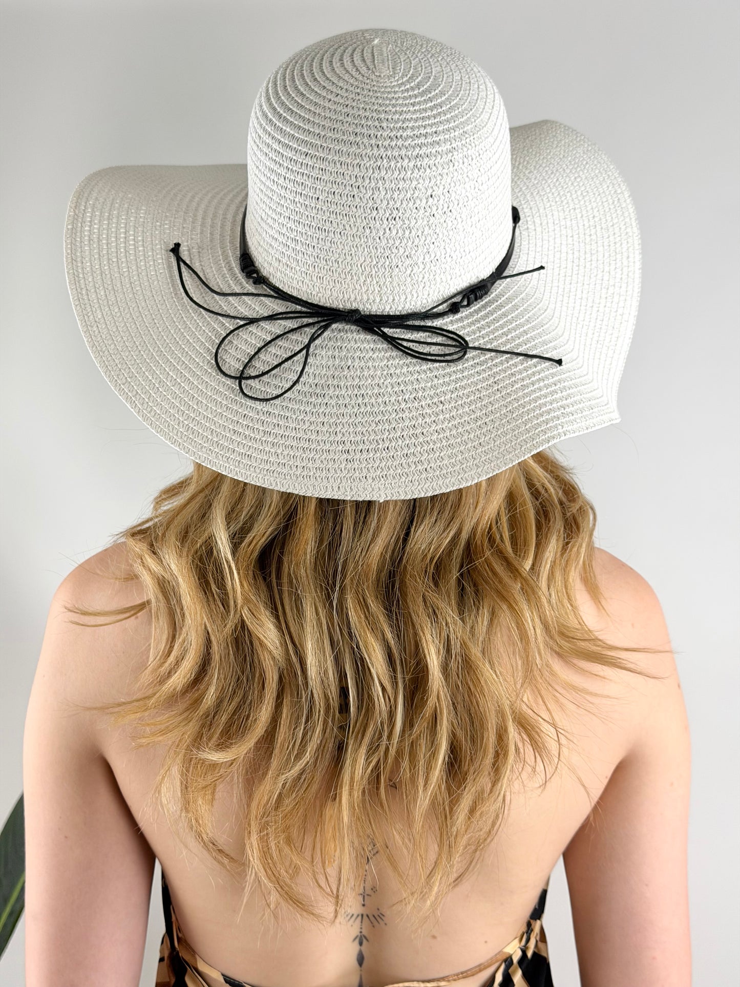 DEVA - CAPPELLO PERLINE
