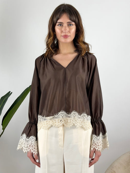SUSY MIX - BLUSA CON PIZZO