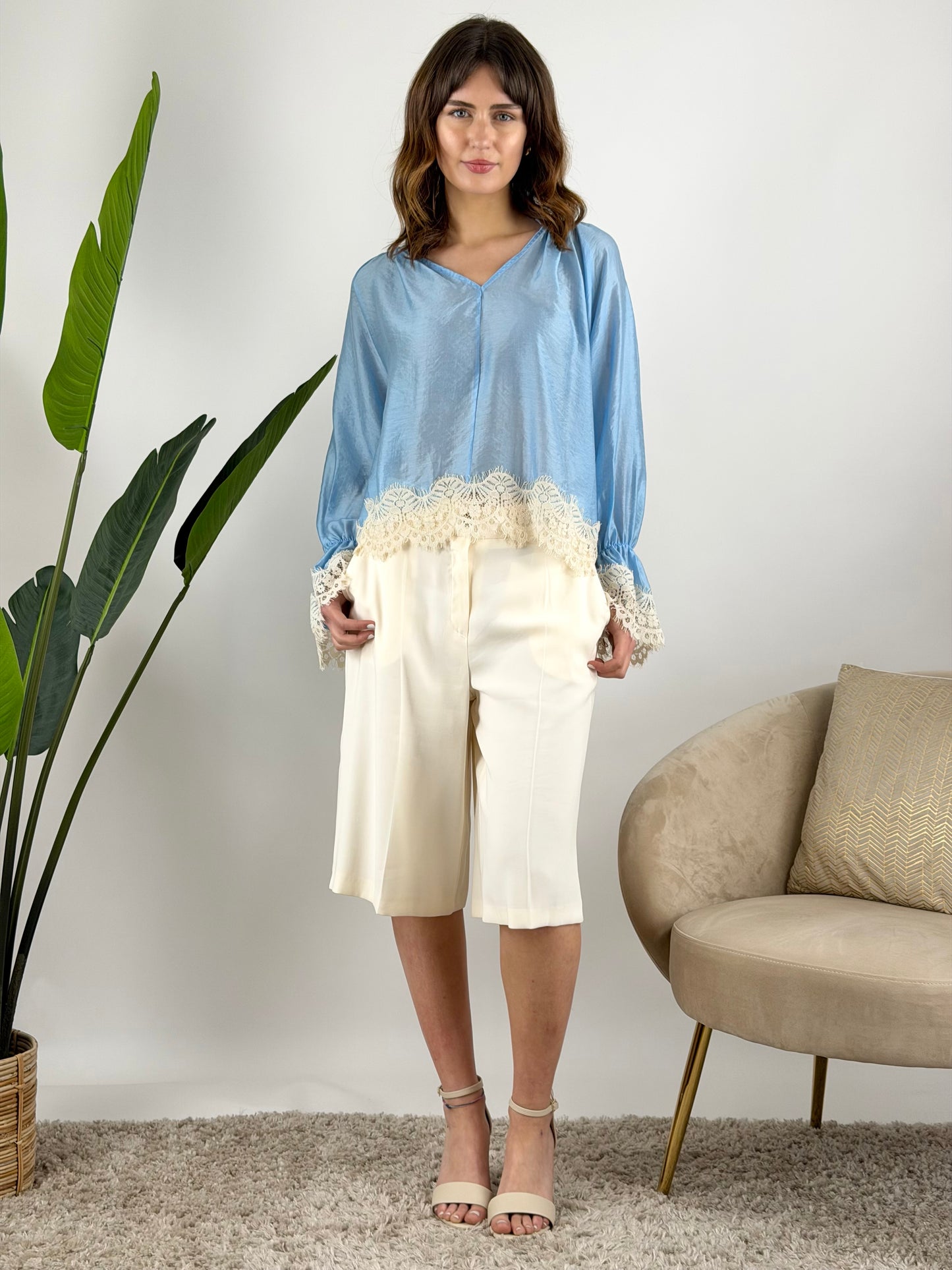 SUSY MIX - BLUSA CON PIZZO