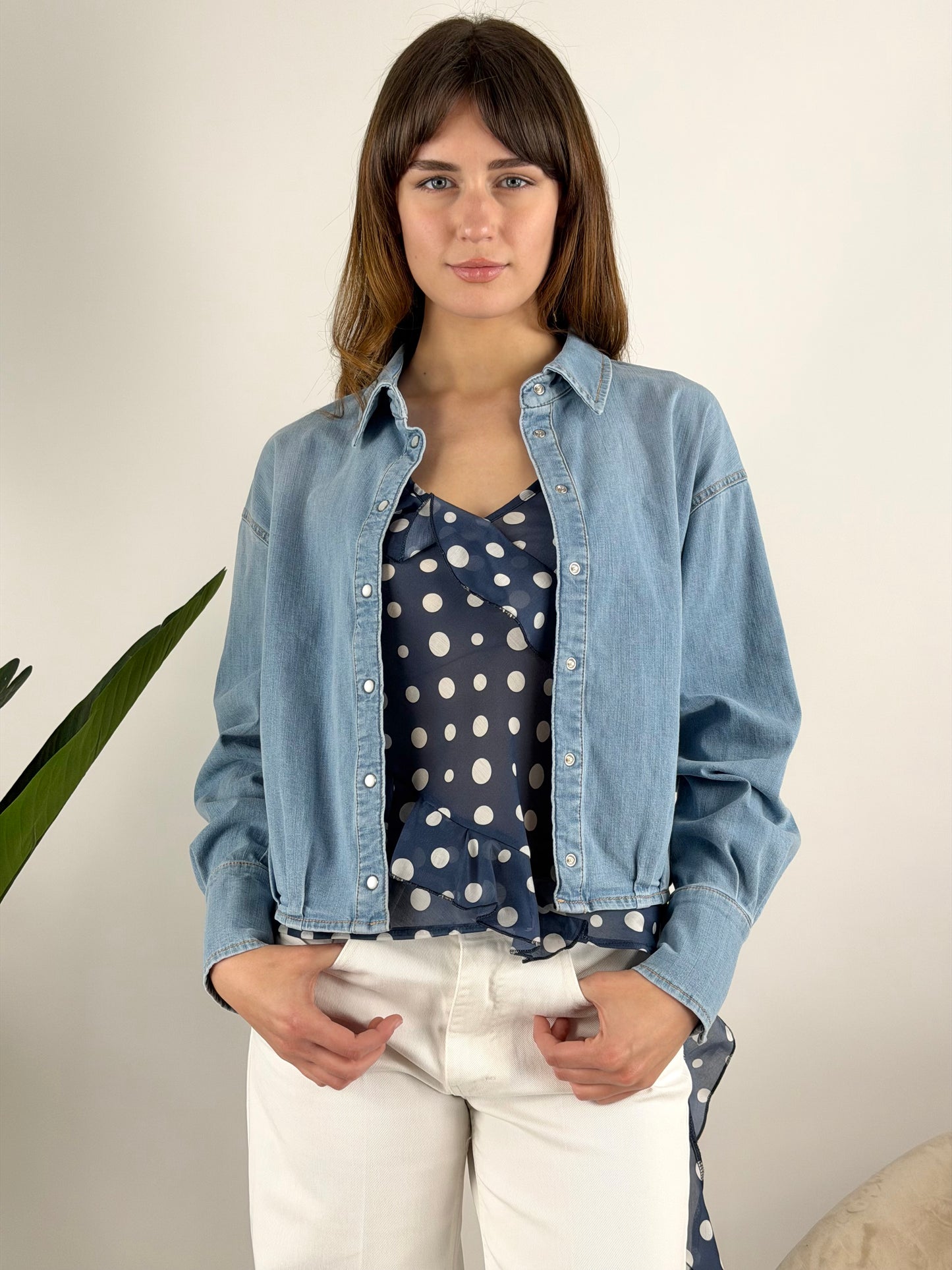 VICOLO - CAMICIA JEANS CROP